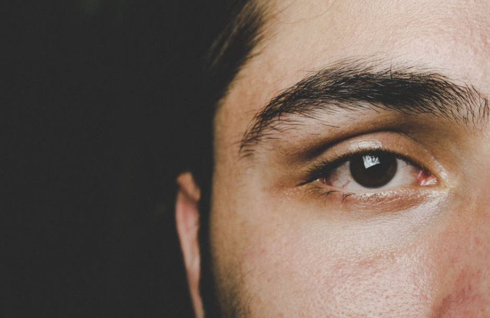 Hoe verzorg je je wenkbrauwen perfect? Tips voor de mooiste brow-look