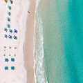 Wat is het verschil tussen SPF 30 en SPF 50 voor een dag op het strand?
