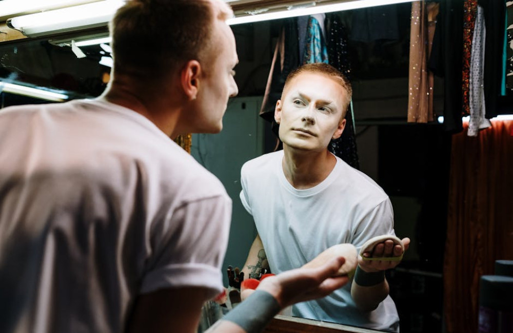 Hoe verwijder je waterproof make-up zonder je huid te beschadigen