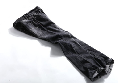 Alle soorten dames jeans op een rij