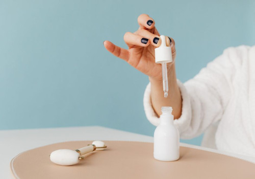 Werkt een hyaluronzuurserum van 2% nog bij droge verwarmingslucht in oktober?